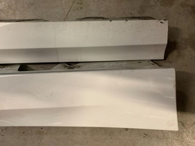 bontott BMW 3 E90 Küszöb Burkolat