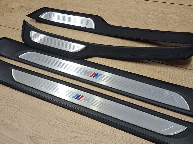 bontott BMW 3 E90 Küszöb Díszléc Szett