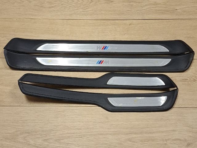 bontott BMW 3 E90 Küszöb Díszléc Szett