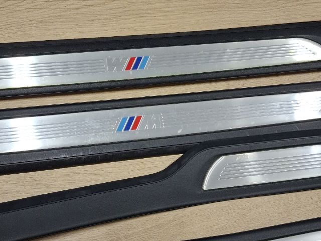 bontott BMW 3 E90 Küszöb Díszléc Szett