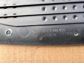 bontott BMW 3 E90 Lábtámasz Burkolat