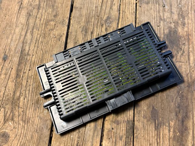 bontott BMW 3 E90 Lámpa Vezérlő