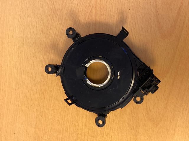 bontott BMW 3 E90 Légzsák Átvezető Szalagkábel