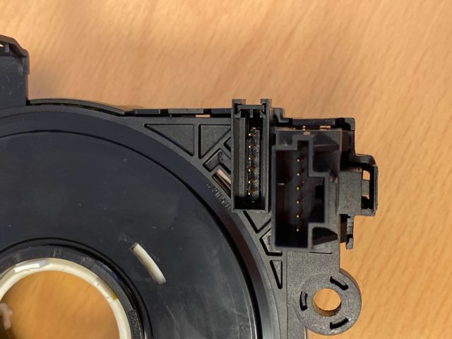 bontott BMW 3 E90 Légzsák Átvezető Szalagkábel