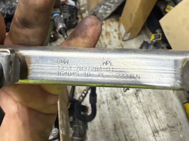 bontott BMW 3 E90 Porlasztó Sor / Híd