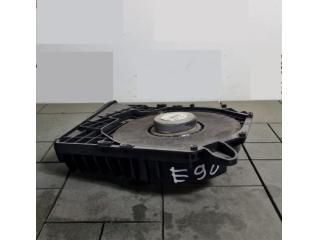 bontott BMW 3 E90 Mélynyomó Hangszóró