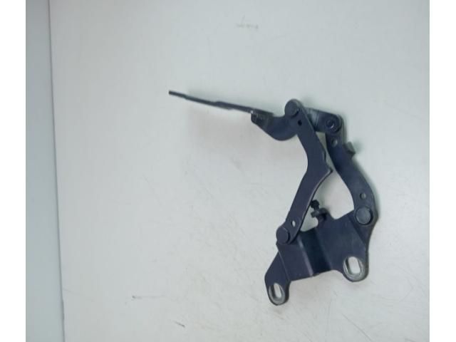 bontott BMW 3 E90 Motorháztető Jobb Zsanér