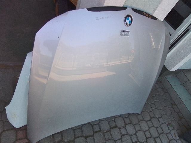 bontott BMW 3 E90 Motorháztető Szigetelés