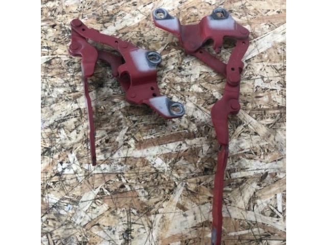 bontott BMW 3 E90 Motorháztető Zsanér Pár