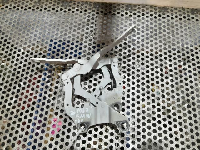 bontott BMW 3 E90 Motorháztető Zsanér Pár