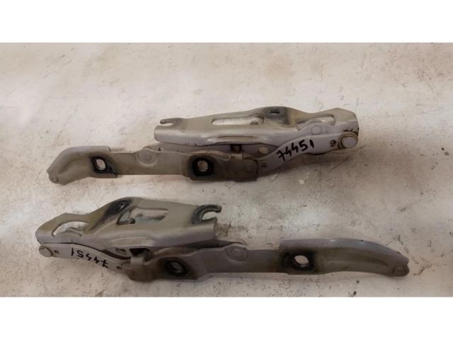 bontott BMW 3 E90 Motorháztető Zsanér Pár