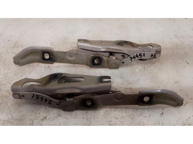 bontott BMW 3 E90 Motorháztető Zsanér Pár