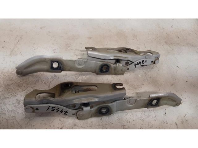 bontott BMW 3 E90 Motorháztető Zsanér Pár