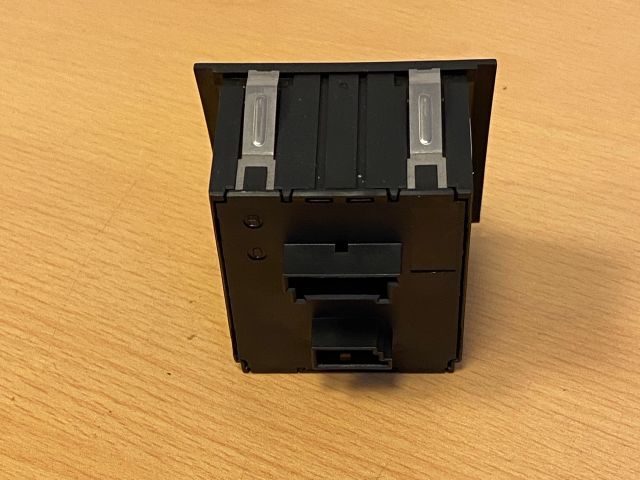 bontott BMW 3 E90 Műszerfal Szellőző Kapcsoló