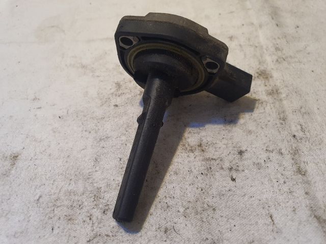 bontott BMW 3 E90 Olajszint Jeladó