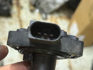 bontott BMW 3 E90 Olajszint Jeladó