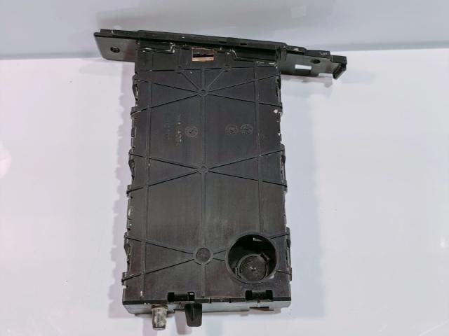 bontott BMW 3 E90 Pohártartó