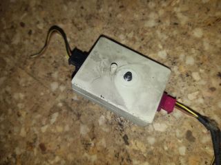 bontott BMW 3 E90 Rádió Zavarszűrő