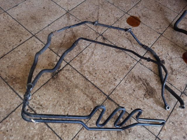 bontott BMW 3 E90 Szervó Olajhűtő