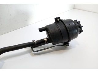 bontott BMW 3 E90 Szervóolaj Tartály