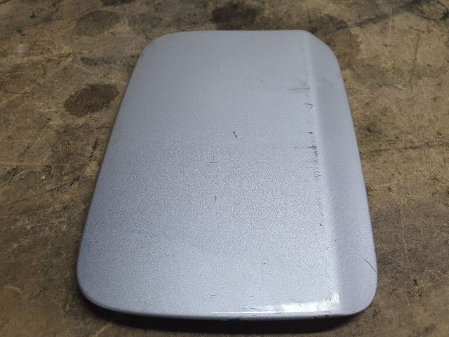 bontott BMW 3 E90 Tankajtó