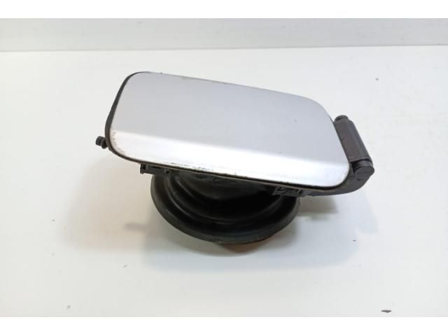 bontott BMW 3 E90 Tankajtó