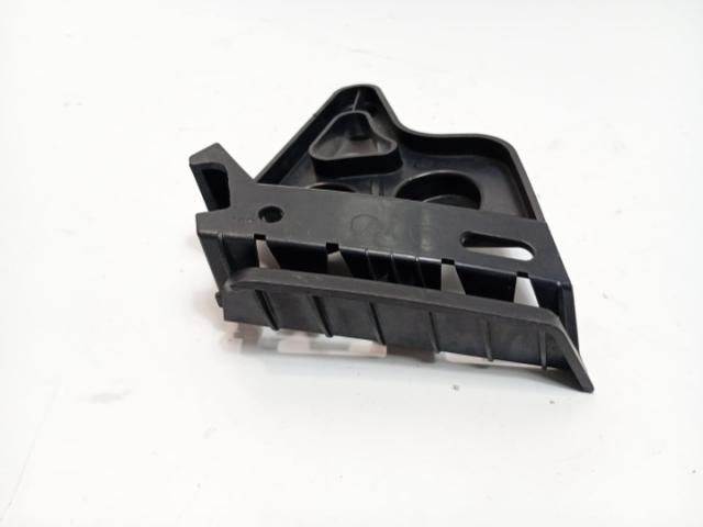 bontott BMW 3 E90 Tartó Bak