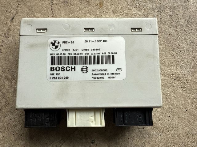 bontott BMW 3 E90 Tolatóradar Elektronika
