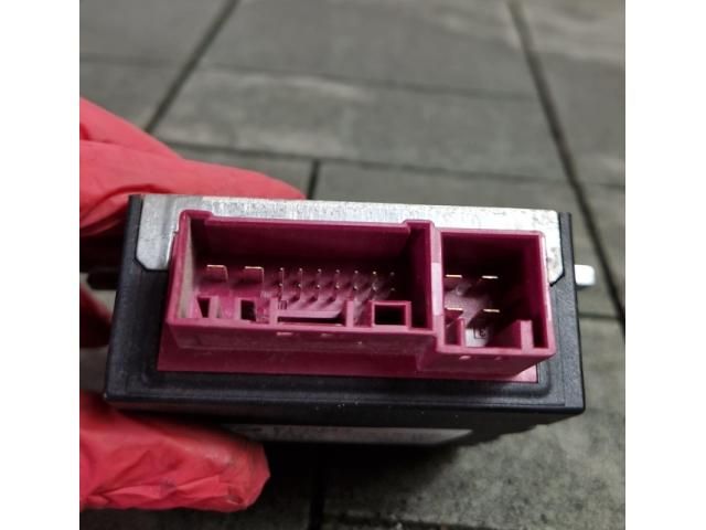 bontott BMW 3 E90 Üzemanyag Befecskendező Vezérlő