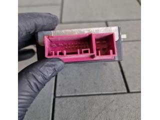 bontott BMW 3 E90 Üzemanyag Befecskendező Vezérlő