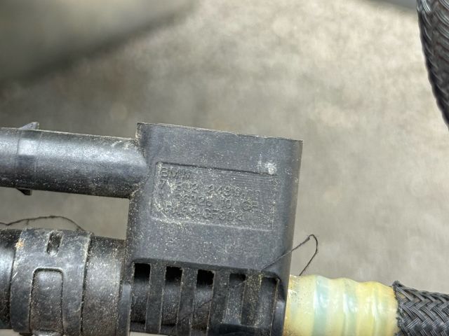 bontott BMW 3 E90 Üzemanyagcső