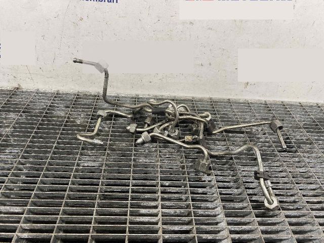 bontott BMW 3 E90 Üzemanyagcső