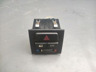 bontott BMW 3 E90 Vészvillogó Kapcsoló