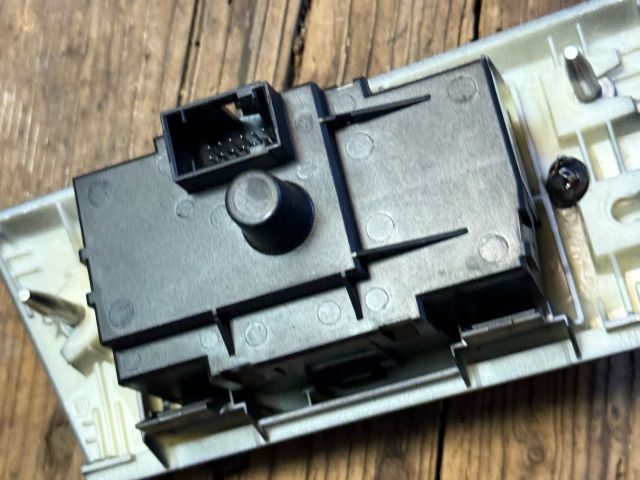 bontott BMW 3 E90 Világítás Kapcsoló