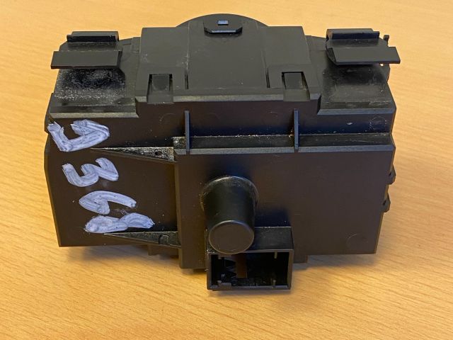 bontott BMW 3 E90 Világítás Kapcsoló