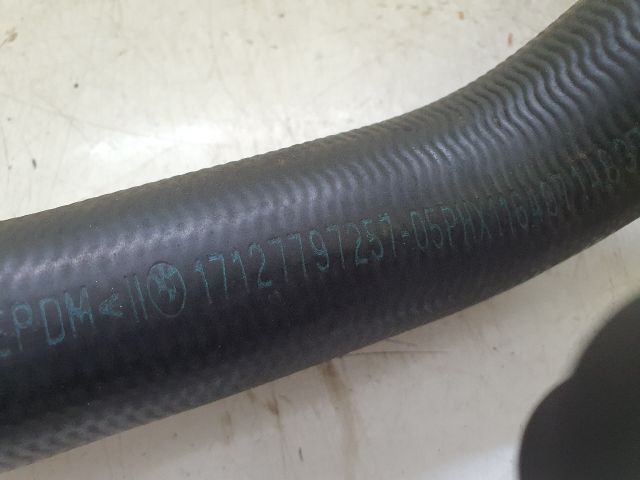 bontott BMW 3 E90 Vízcső