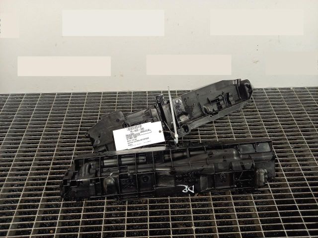 bontott BMW 3 E90 Vízhűtő Radiátor Tartó