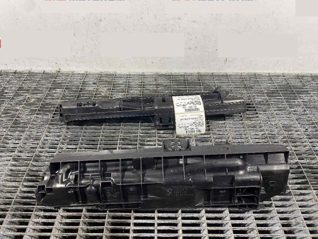 bontott BMW 3 E90 Vízhűtő Radiátor Tartó