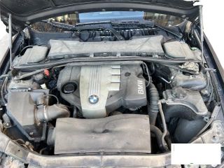 bontott BMW 3 E91 Bal első Kerékagy