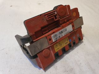 bontott BMW 3 E91 Biztosítéktábla Motortér