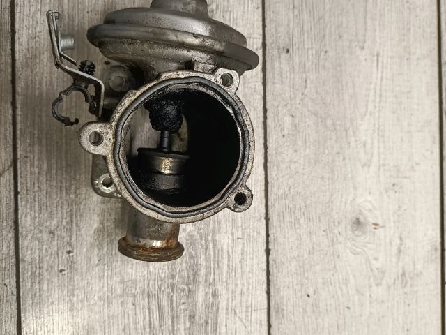 bontott BMW 3 E91 EGR / AGR Szelep