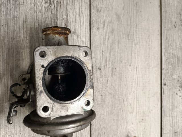 bontott BMW 3 E91 EGR / AGR Szelep