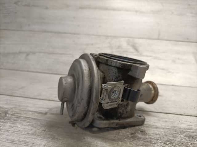 bontott BMW 3 E91 EGR / AGR Szelep