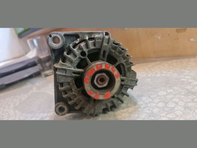 bontott BMW 3 E91 Generátor