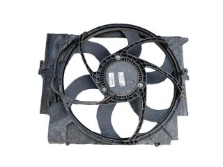 bontott BMW 3 E91 Klímahűtő Ventilátor