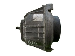 bontott BMW 3 E91 Motor Tartó Bak Jobb