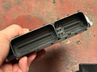 bontott BMW 3 E91 Motorvezérlő