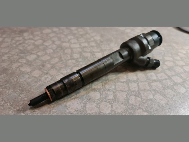 bontott BMW 3 E91 Porlasztó (1 db)