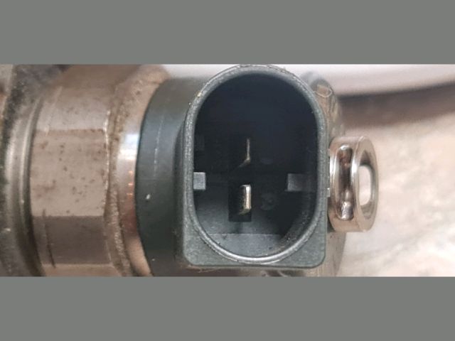 bontott BMW 3 E91 Porlasztó (1 db)