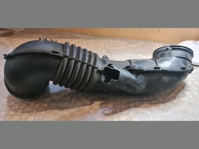 bontott BMW 3 E91 Turbócső